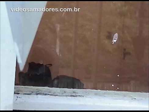 ❤️ Възбуден мъж наблюдава приятелката си с друг мъж, записвайки видеоклип за чукане, без да смущава двойката ️ Порн видео в bg.nudexxx.ru ❤